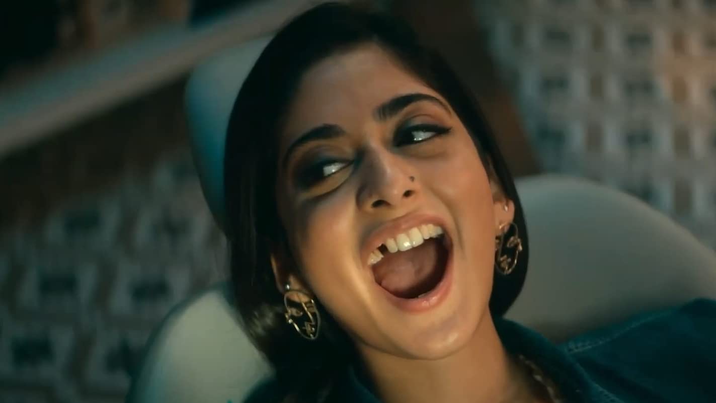 Tooth Pari When Love Bites (2023)